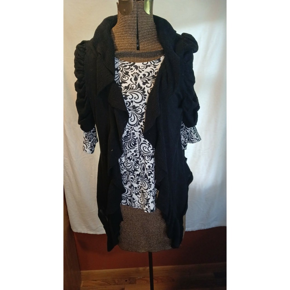 White Stag Black White Damask Scroll 3/4 Sleeve Blouse Top Medium 8-10 Cotton